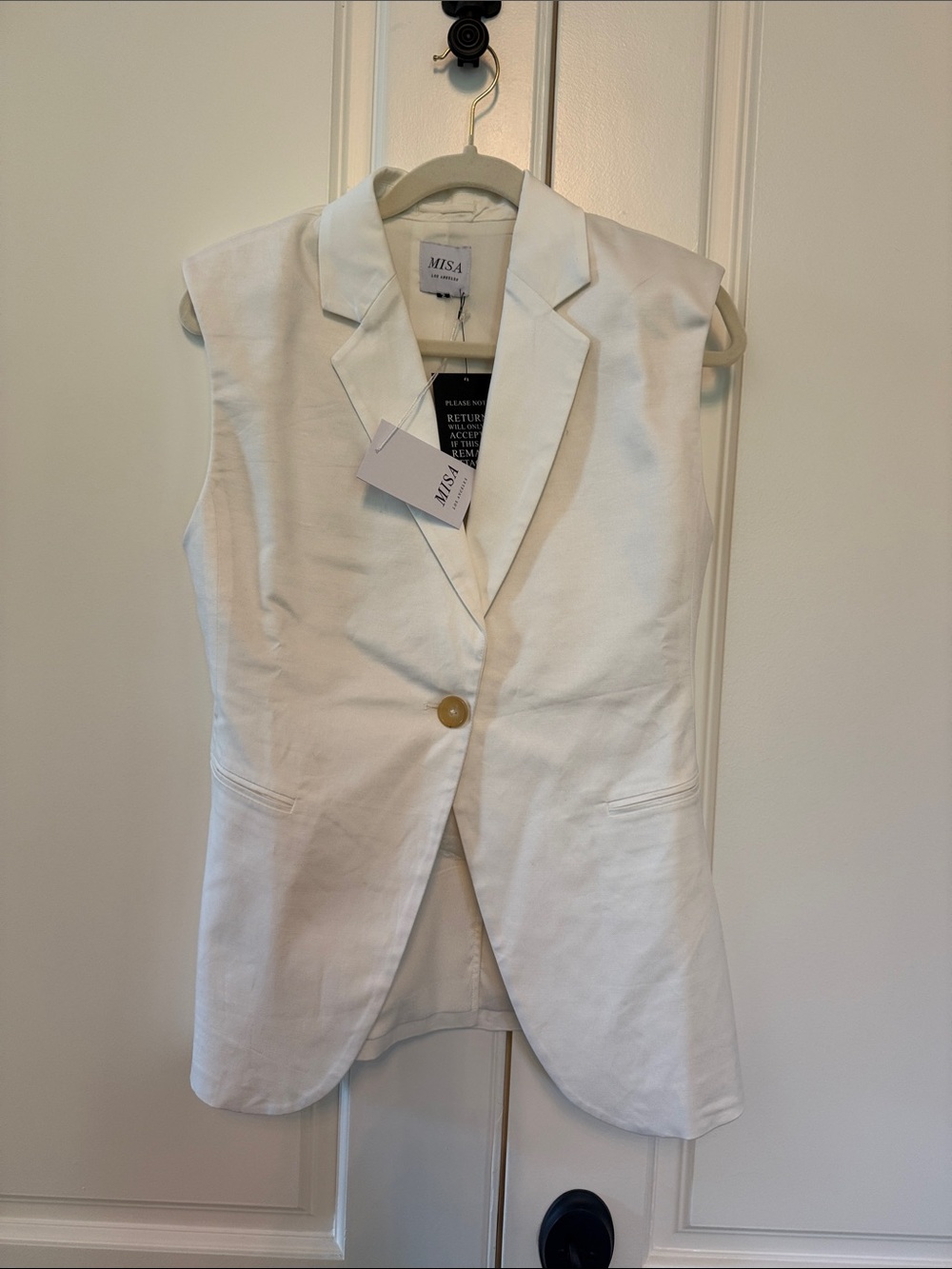 Misa Los Angeles White Sleeveless Notched Lapel Vest
